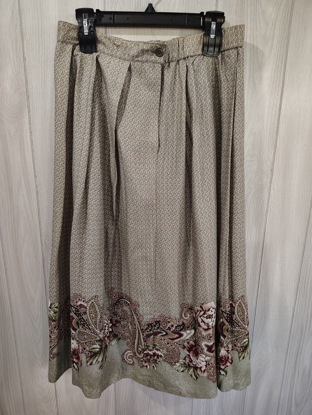 Vintage Women's Koret Rayon Skirt Size 14 Boho Retro Flare Cottage Boho Classic